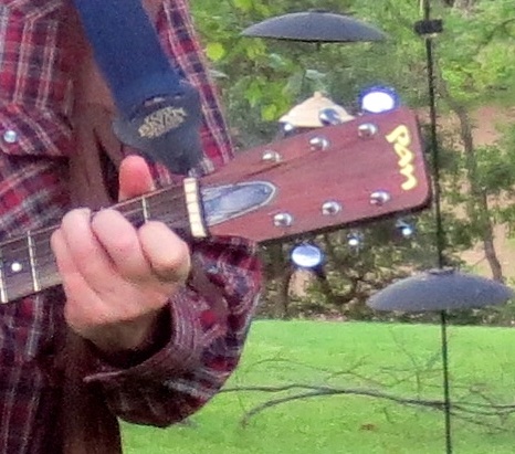 A big announcement is coming. I mean BIG. I mean huge. This month, I'll announce the new project here on Twit, uh, Twitter.