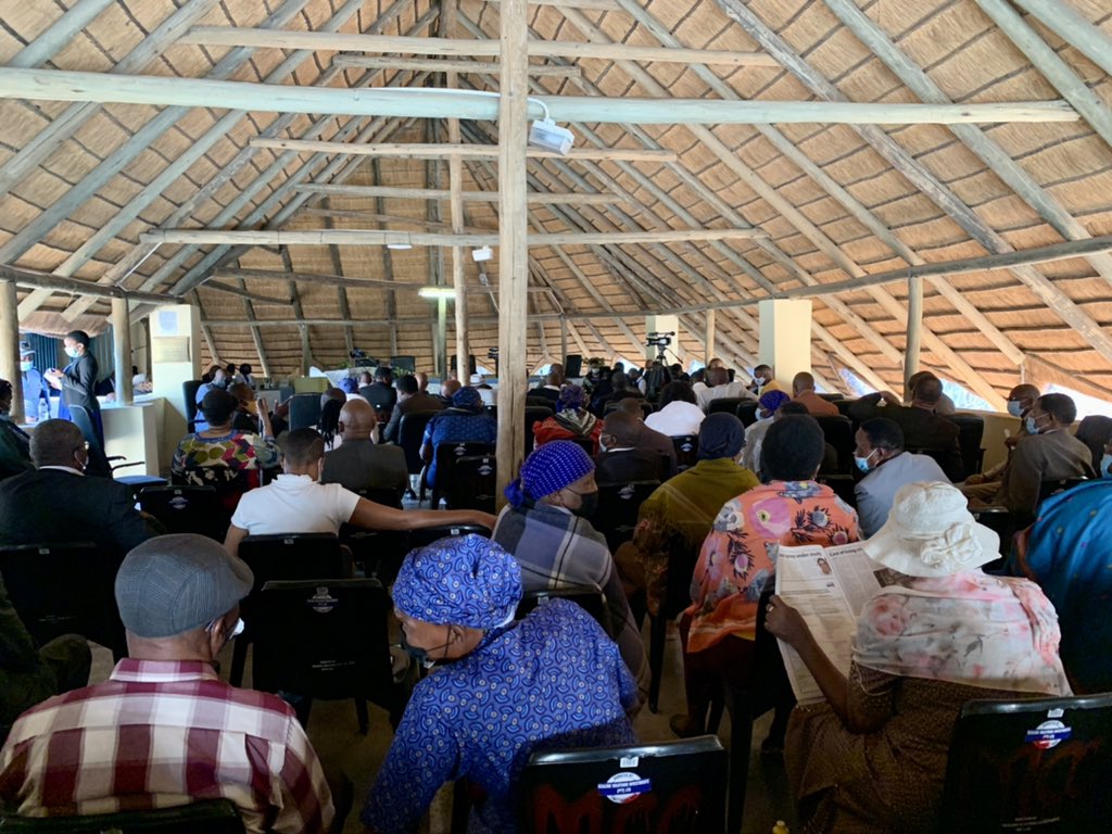 Mosong ono ke mo kgotleng kgolo ya rona ya Mogoditshane go tla go latlhela lame ka tsa tshekatsheko ya molao motheo wa Botswana. 

For those who cannot be at the consultations, you may email your comments to:  bwconstitutionreview@gmail.com #ConstitutionReviewBW 🇧🇼