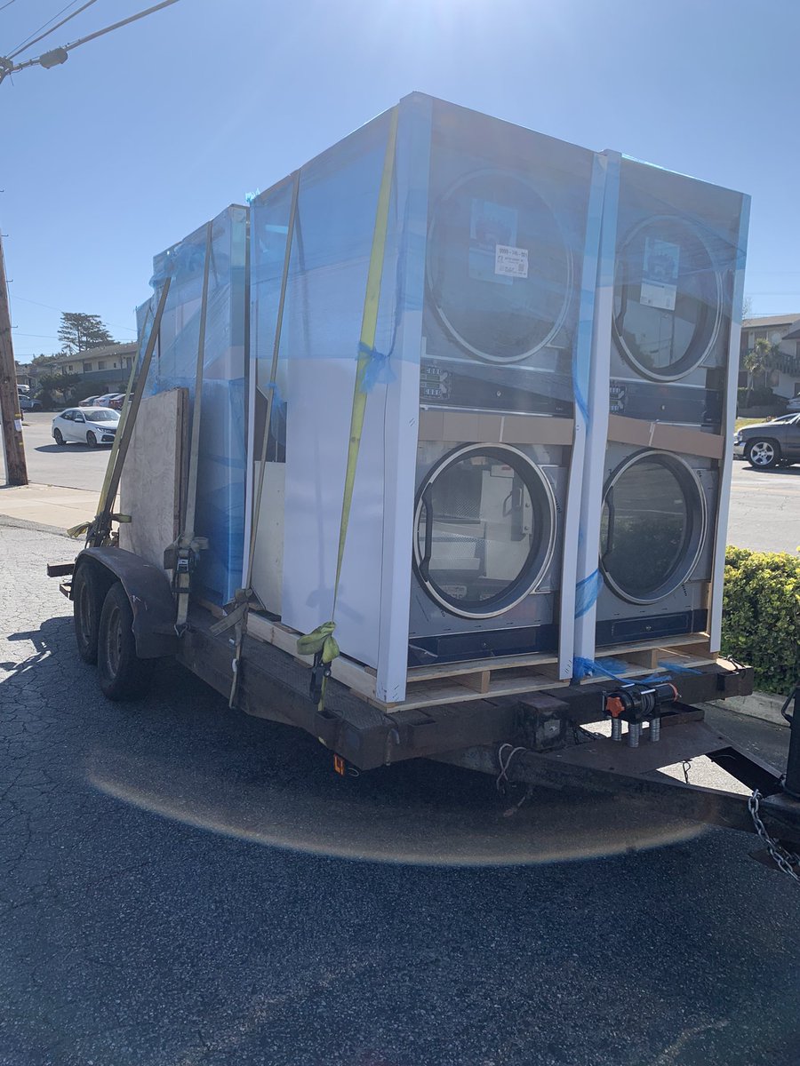 Laundromat update: crazy few weeks of drinking from a fire hose. Change machine down a few times, fixing down dryers, installed LED lighting but most exciting was getting our first batch of new equipment https://t.co/CjgIf6l91B