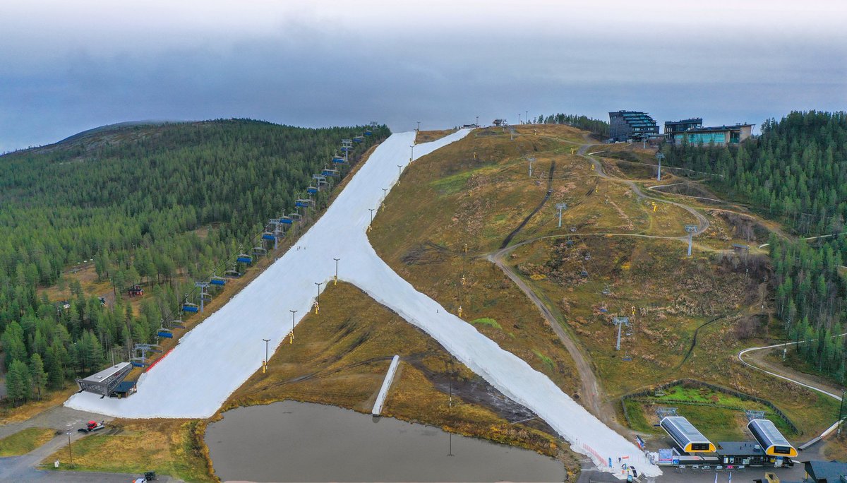 Iloisia uutisia laskettelun ystäville! 🤩
Tulevana kesänä eturinteillä aloitetaan #Levi Glacier -projekti, jonka myötä kaudella 2022-2023 eturinteiden päälle noustaan mukavasti Glacier Express –tuolihissin kyydissä!
Lue lisää: bit.ly/3Ba924J
#leviskiresort #leviski