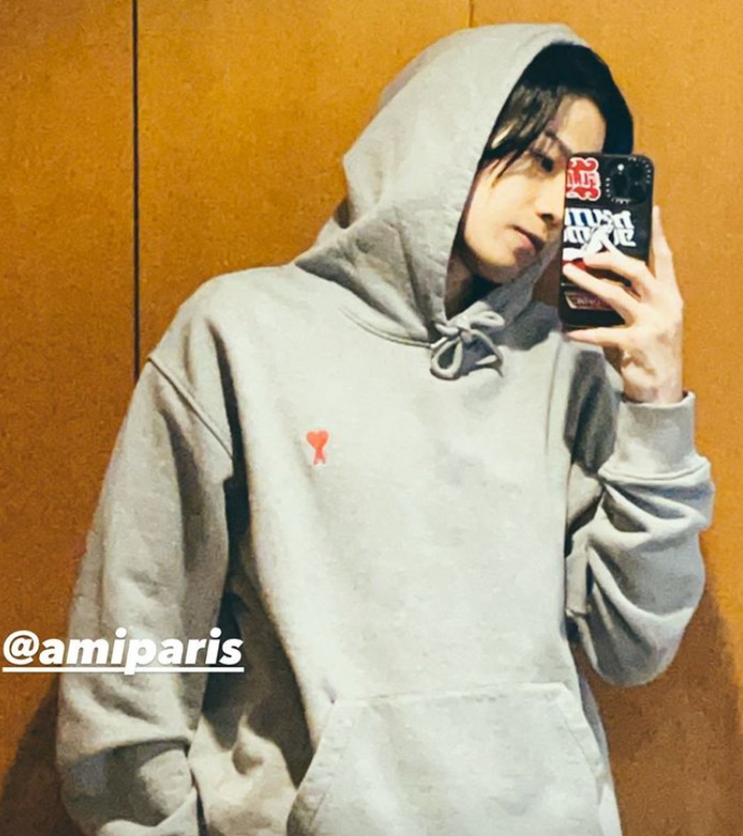 コムドット 私服&衣装紹介🌈 on X: コムドット 私服&衣装紹介🌈 on X: