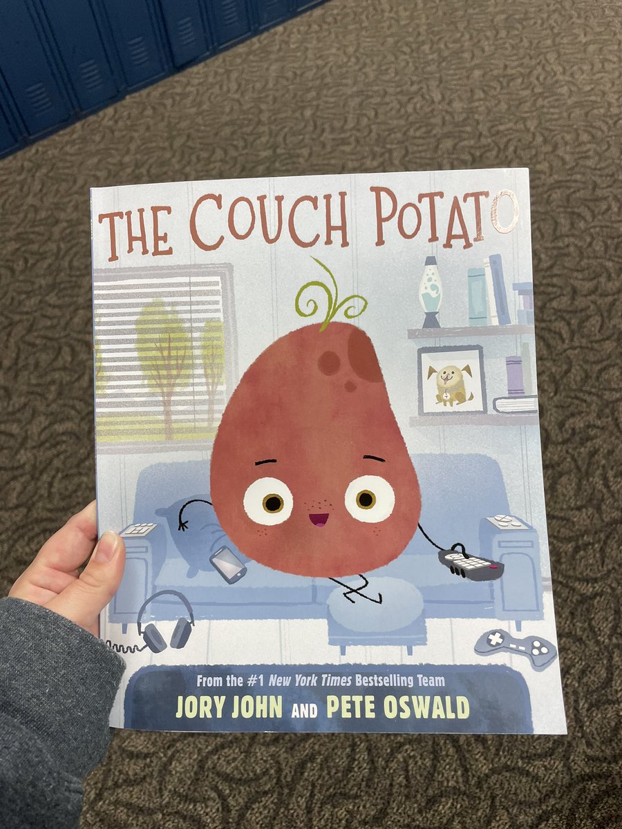 ms_priebe's tweet photo. We have been busy reading AND moving during I Love to Read Month. Yes, that’s right.. reading AND moving. After reading The Couch Potato we got out and enjoyed the beautiful fresh air with a nature walk! #ILoveToReadMonth #PE https://t.co/L27VU9WUwe
