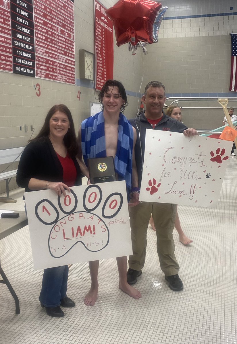 HASDSportsMed's tweet image. Congratulations to Liam Leonard on scoring his 1000th career point tonight! #cougarpride #LVHN @HASDAnnounce @LVHNSports