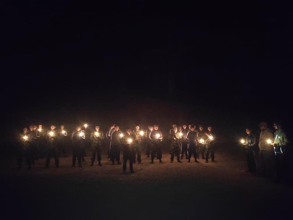 SMOLB20695's tweet photo. #Naypyidaw People DEFENCE Force staged the Night Protest on Feb 9 .
#OOTT #TogetherWithPDF
#Total_StopSponsoringSAC
#2022Feb10Coup
#WhatsHappeningInMyanmar https://t.co/hROeY1RR5k