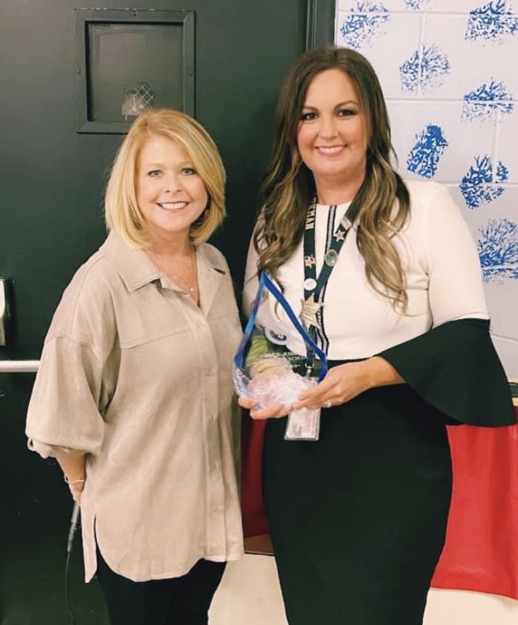 golaynedillard's tweet photo. Every child deserves an award-winning education! What an honor for our school to be awarded a Blue Ribbon School of Excellence! The staff, students, parents, and community have so much to be proud of! We’re the 3rd most improved school in the state due to everyone’s hard work. https://t.co/lBfFbgbeFg