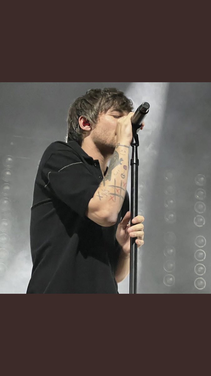 |Pictures| 

Louis on stage at #LTWTNashville
