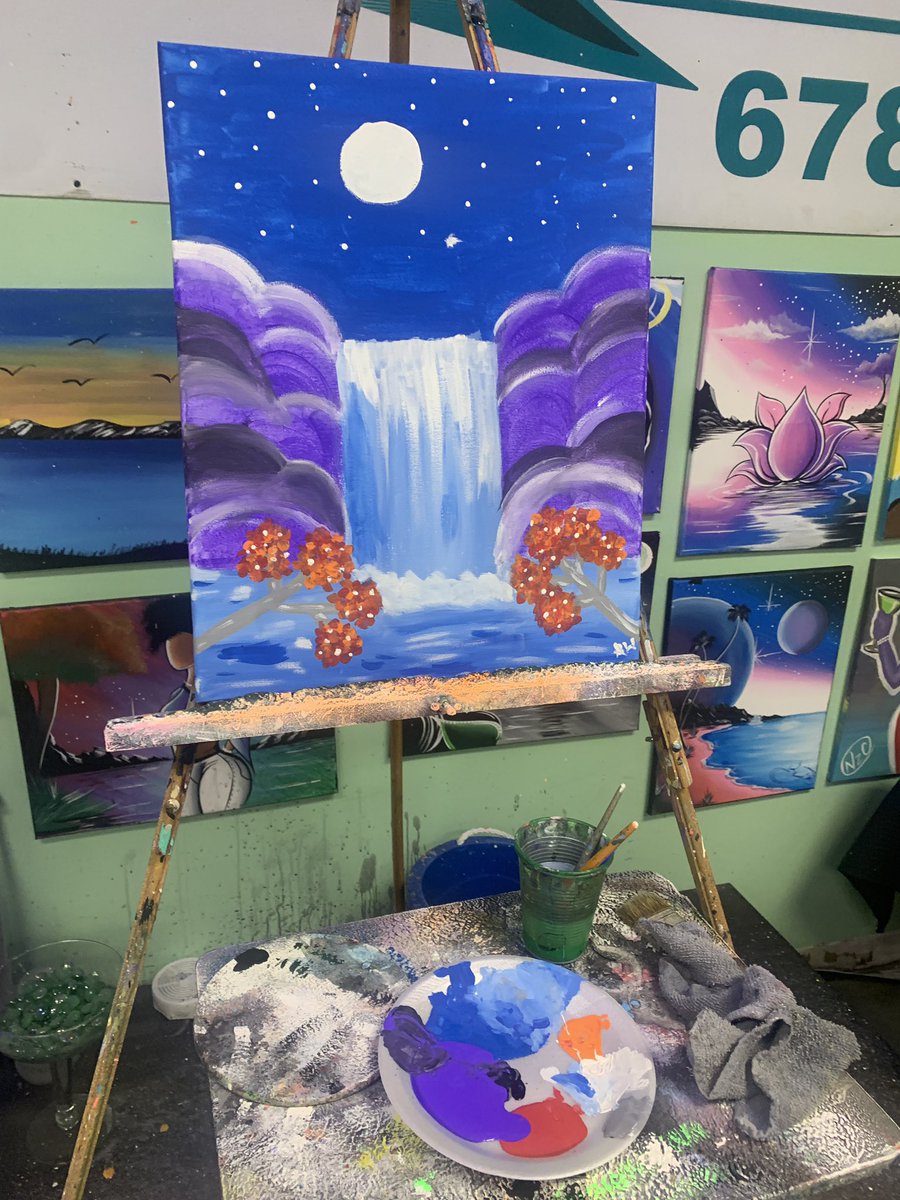 YaniiBeePretty's tweet photo. Tonight’s art
#idid #ipaint #Iart #🎨 #Sipsumtoo #Artist #Creator #Whala ✨ #Gettingtoit $10000 if you buying 😉 https://t.co/Eosv86CTd1
