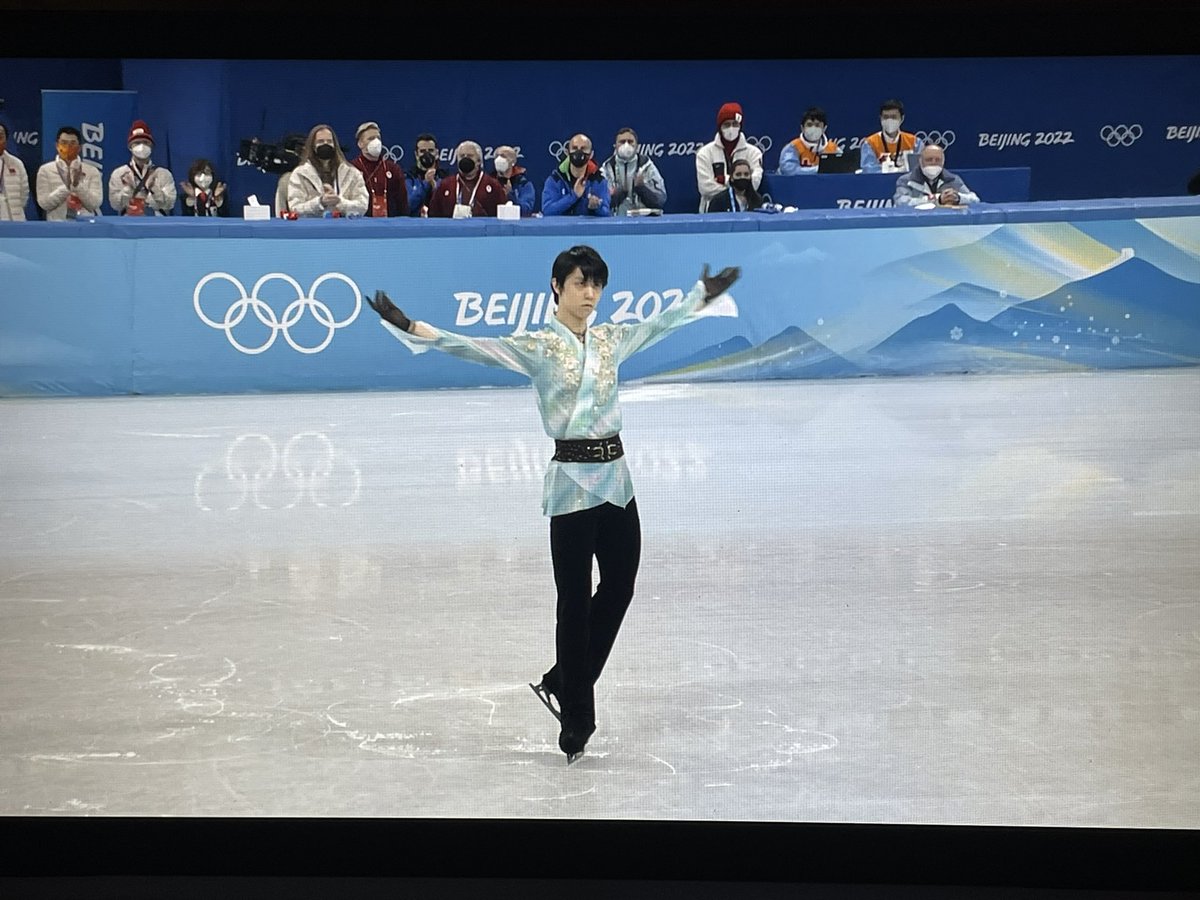 yunnification's tweet photo. HE LOOKS SO DETERMINED <333 #Olympics #YuzuruHanyu https://t.co/qwULOJoxuZ