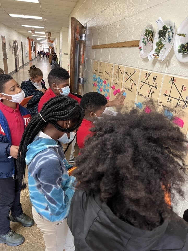 YvonneMThornton's tweet image. 4th grade scholars @RPM_ISSD learning math at different angles📐 @LancasterISD @akperera  @doctoniahoward @CartneySlaughte #MathGalleryWalk