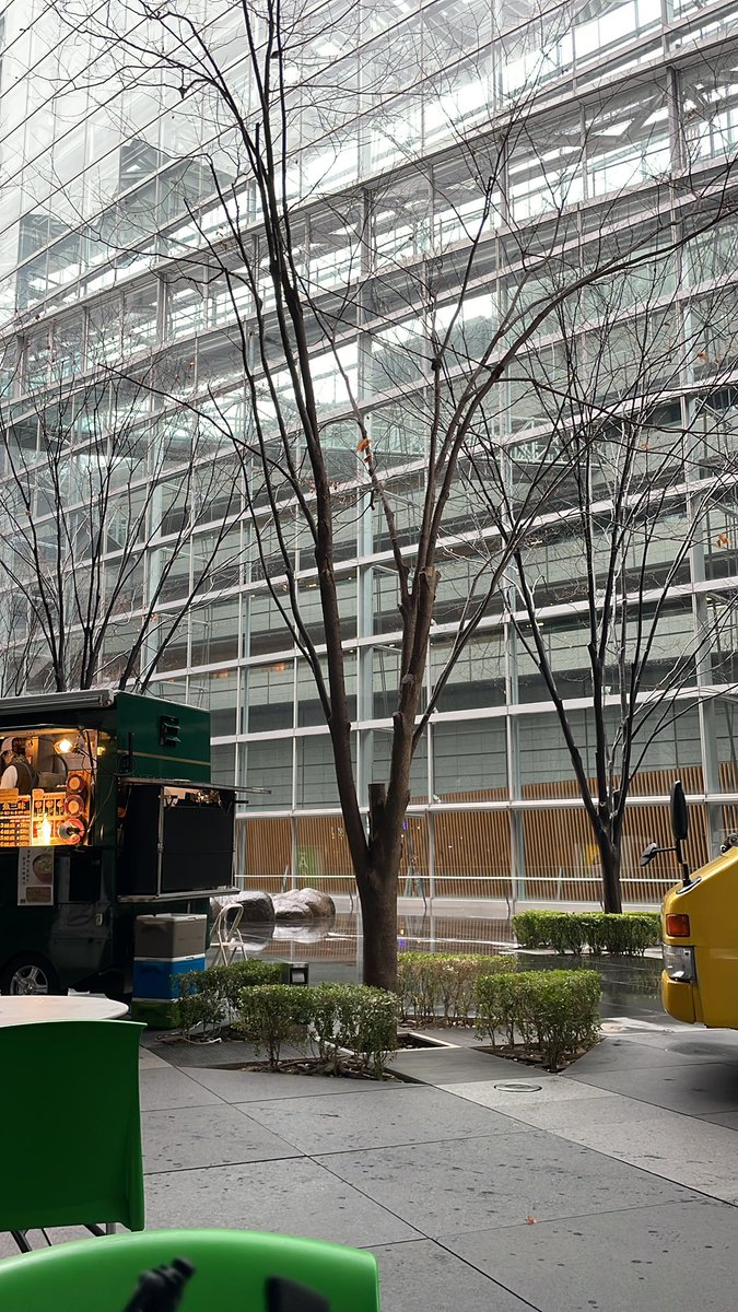 km_20030419's tweet photo. 今日は久々のライブ！
課題終わってないけど終わるかな😅 https://t.co/3l1YIwyuAO