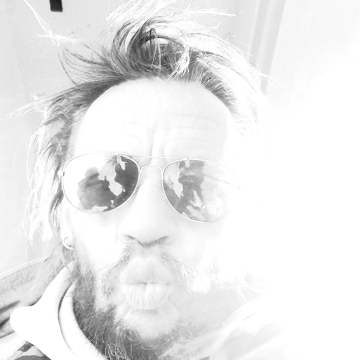 Robert W Cole tweet media