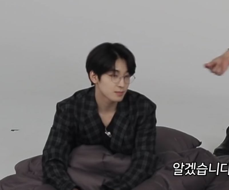 wonwoofiles's tweet photo. jeon “no thoughts head empty” wonwoo https://t.co/cDeIrQM4L2