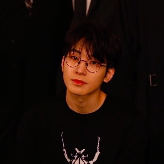 wonwoofiles's tweet photo. jeon “no thoughts head empty” wonwoo https://t.co/cDeIrQM4L2