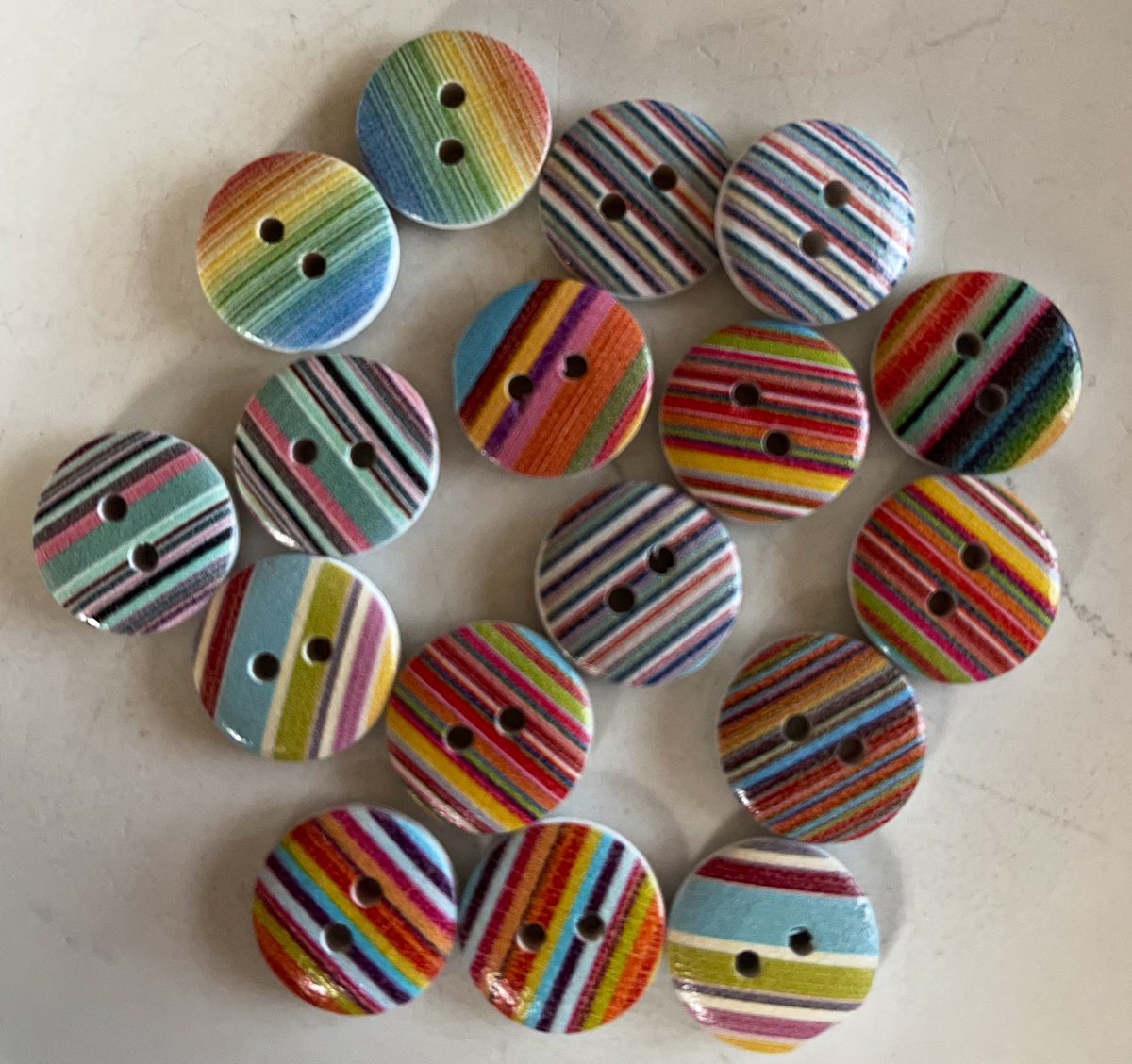BeadsBitznBopz's tweet photo. Stripe Printed Round Wooden Buttons | for Sewing Scrapbooking Handwork | 15mm | 10 buttons https://t.co/t6WQpcjETm #Etsyireland #Craft supplies #Irishbutton #BeadsBitznBopz #Button #Etsy #ButtonsWithStripes https://t.co/9PgiIJo7BM