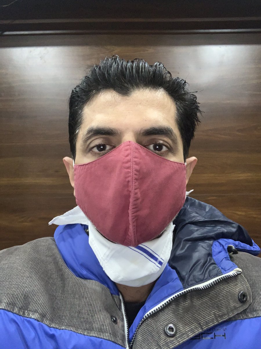 iamrakeshbansal's tweet image. Recovering from #COVID19 #OmicronVarient #Omicron 

ख़्वाहिशें नहीं होतीं
किसी उम्र की मोहताज,
कुछ शौक
अगर जीने लगे
तो साँसे भी
 कम पड़ जाती हैं....