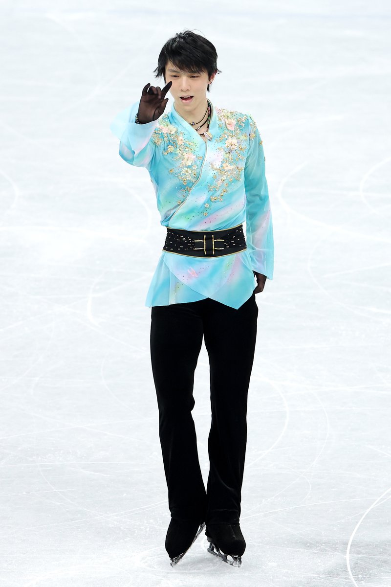 Beijing2022's tweet photo. ✨ #YuzuruHanyu #羽生結弦 kept challenging himself and pushing the limit. 
💪 We are so touched and inspired by his devotion and commitment. 
He is a true Ice Prince!👑⛸️
#Beijing2022 #Olympics #BingDwenDwen
#TogetherForASharedFuture 
 
📸GettyImages https://t.co/YELAUwa5i3