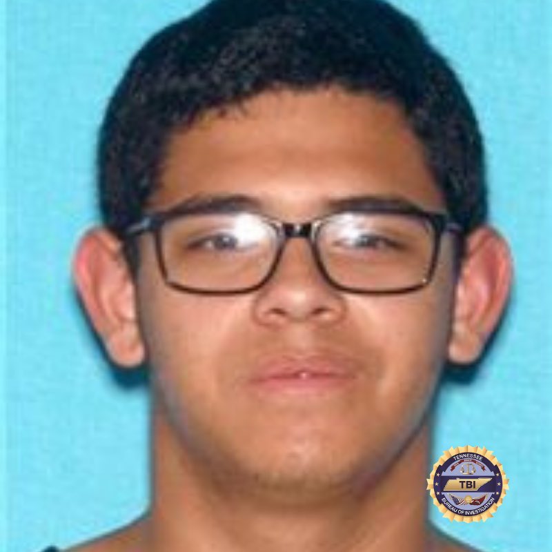 TBInvestigation's tweet photo. An Endangered Child Alert has been issued out of Jackson County for 17-y/o Austin George Smith. 

Austin was last seen wearing a black or red hoodie with “Class of 2022” on it. Austin has a known medical condition.

If you have seen Austin, please call 931–268–0180. https://t.co/RFVMlzVnAu