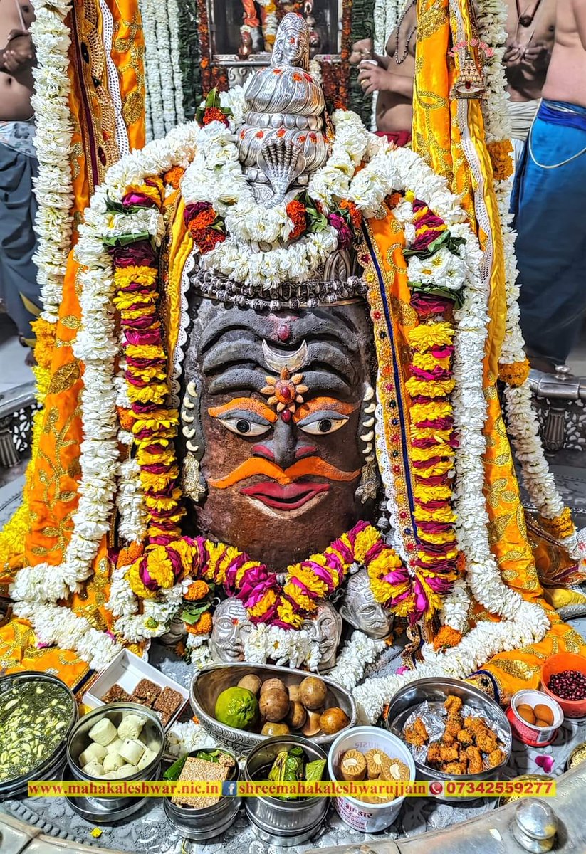 BaBaBamBum's tweet photo. 🙏🏼 नमः पार्वतीपतये हरहर महादेव हर 🐍 https://t.co/wcSHEwAokY