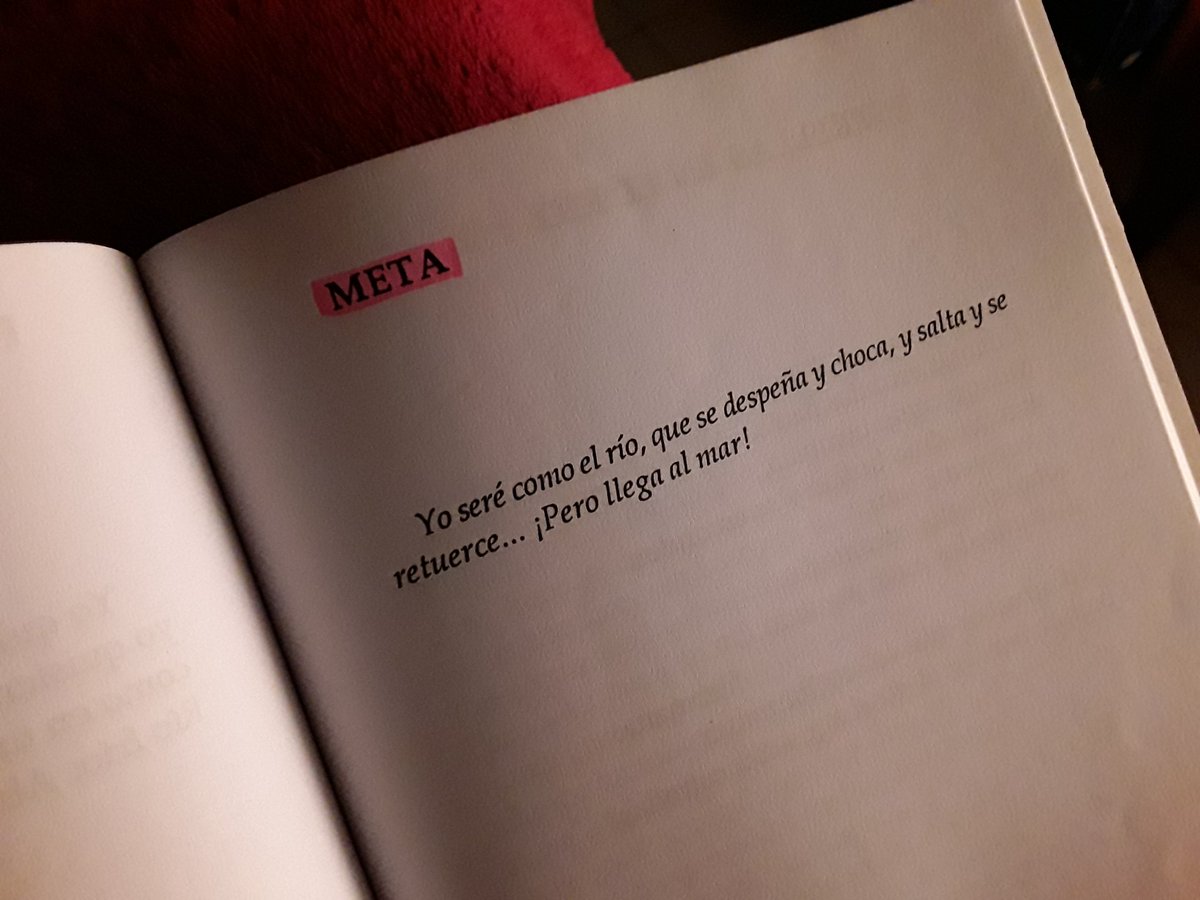 ThePetiteAnita's tweet photo. Por favor, lea poesía ❤ https://t.co/9yxlSTd9kw