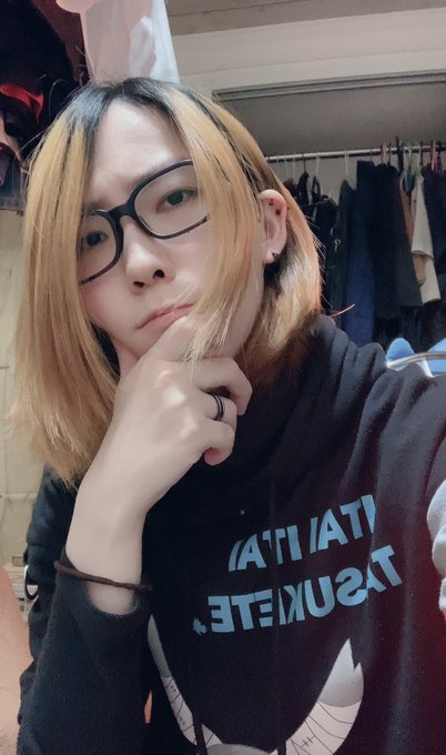 髪の毛がくるくるする事に難色を示す私です 