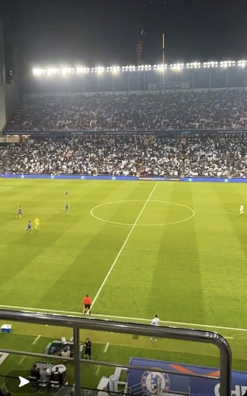 ban_hfc's tweet photo. المعيوف في نص الملعب و تشيلسي يدافع ب 11 لاعب 

💪🏻💪🏻💙💙 https://t.co/OS0RCKLu9q