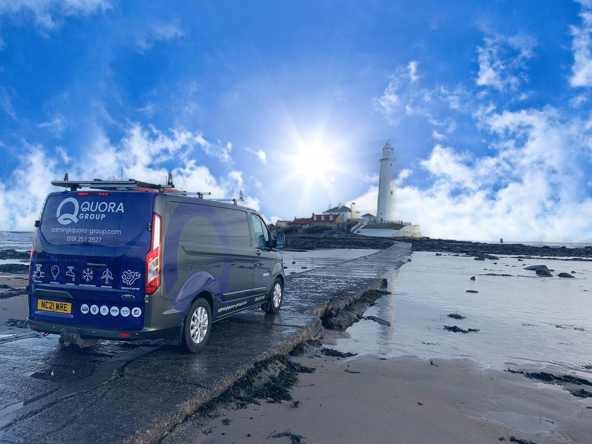 Quora_Group's tweet photo. 💙 We work in all weathers and conditions. To keep our clients warm and happy. Sometimes we even have to wait for the tide to go out! @Stmaryslight https://t.co/qnhmg7lxIY
