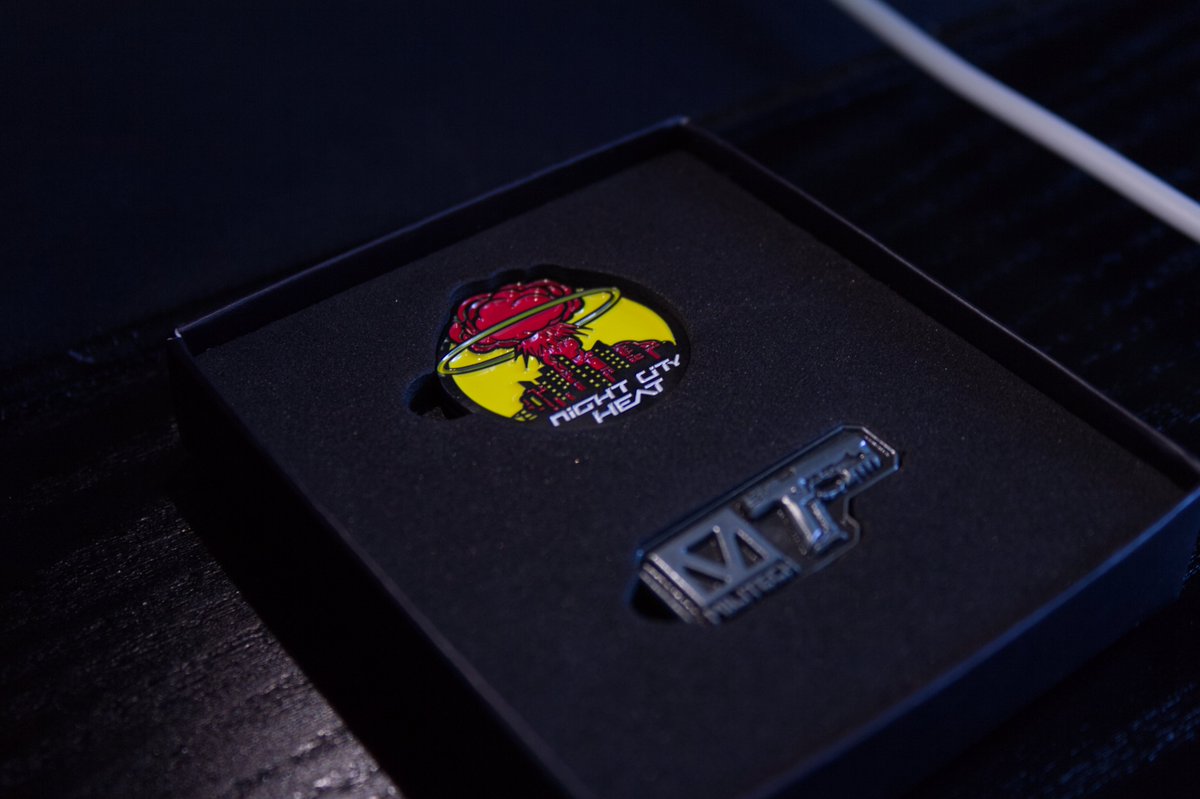 SventraPopizz's tweet photo. Thank you @CyberpunkGame @CDPROJEKTRED and @NZXT! Finally received the case which is looking soooo good! Got some cool stuff too! Thank to everyone who made the game and it's still working on it ❤️
I'll build it live on my YT https://t.co/1HpOkAeGJz! https://t.co/5h1DPHkssc