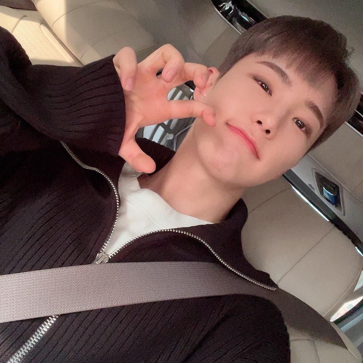 kwonwe615's tweet photo. 순영이 덕분에 행복한 하루💛💛💛
부담 가지지 말고 편하게 찾아와~!~!
귀엽고 사랑스러워 호싱이가 짱이야💛💛💛 @pledis_17 https://t.co/rOsp5ky5Ii