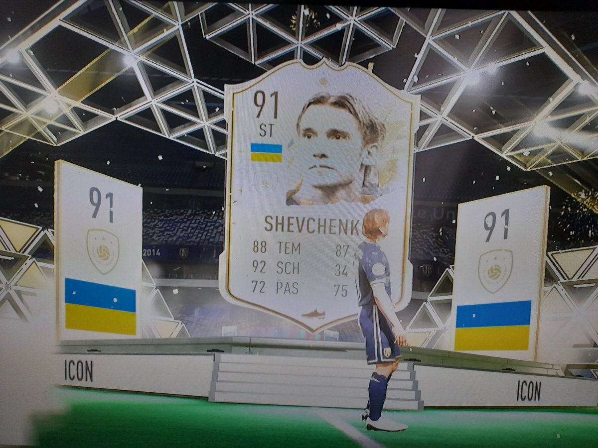 PrecisionFifa's tweet photo. 1/2 Mid/Prime Icon SBC

Nice Fodder🤡🤡

#FUT #FUT22 #Icon #FutureStars #FIFA22 https://t.co/m7FxIXBiOh