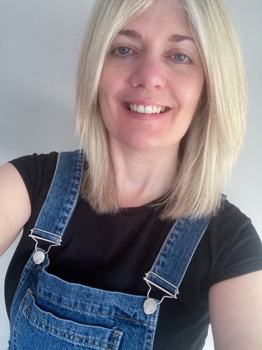 EvokeASMR's tweet image. Me. No filter, no make up (apart from some wonky eyeliner), no fancy lighting. Just me wearing my comfy dungarees. I’m working on some exciting things - can’t wait to share with you! Happy Thursday everyone! 😘❤️ #thisisme #nofilter #mebeingme #dungarees #dungareesday #thursday