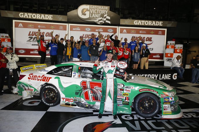 HoursofRacing's tweet photo. On this day in 2018, @michaelself scored his 2nd career @ARCA_Racing win at @DAYTONA #ARCA #LucasOil200 #FlyTheV #TeamToyota #ToyotaRacing #TRD #DINOracing https://t.co/dH23c5ppYL
