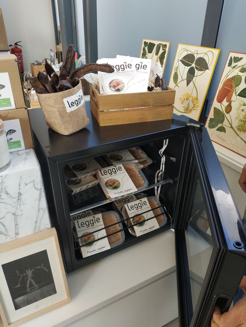 Leggie por fin llega al mercado de la mano de iLIKE
ilike.org.es
un desarrollo de las investigadoras Marta Miguel y Marta Garcés <a href="/MGarces_Rimon/">Marta_GR</a> del <a href="/CIAL_CSIC_UAM/">CIAL</a> y <a href="/ufvmadrid/">Universidad Francisco de Vitoria</a> 
Poniendo énfasis en cultivos mediterráneos: algarroba y arroz
linkedin.com/posts/marta-mi…