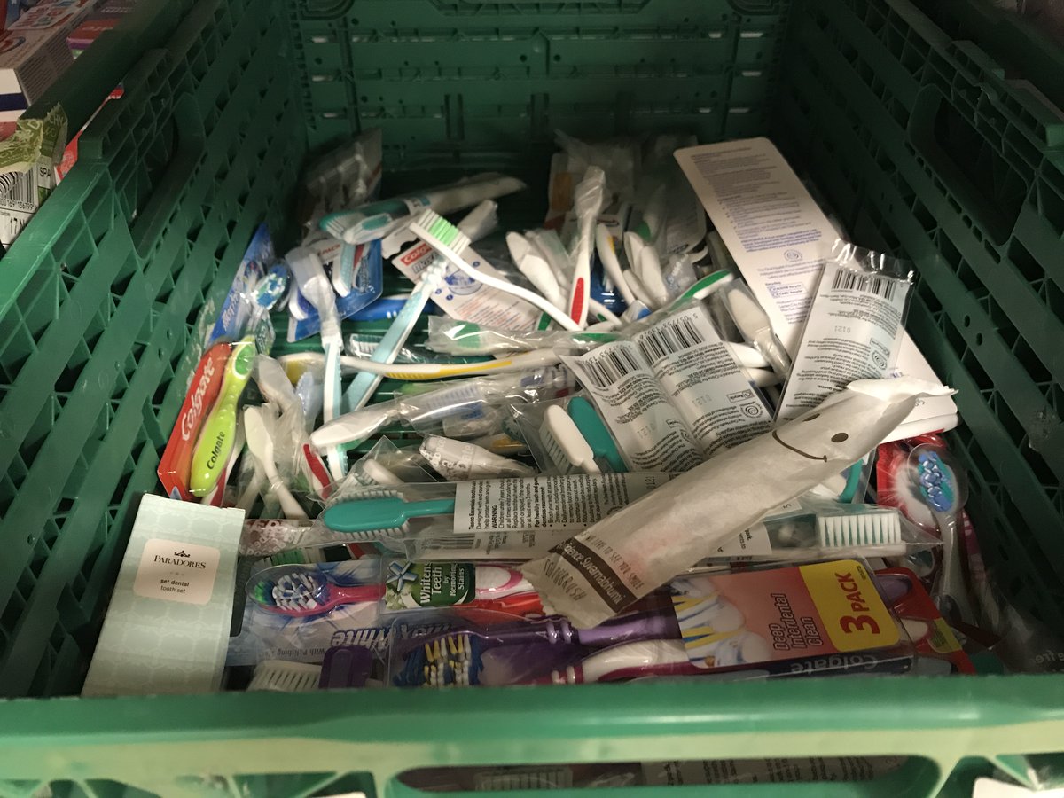 Uttlesfordfb's tweet photo. Every wondered what sort of things go into a Foodbank parcel? 🤔
It's not just food! We can also supply nappies, sanitary products, pet food, toiletries and household cleaning products, and cater to special diets. 
Find out more here: 
https://t.co/pDRHXU0rdW https://t.co/6XIff7J2Gk