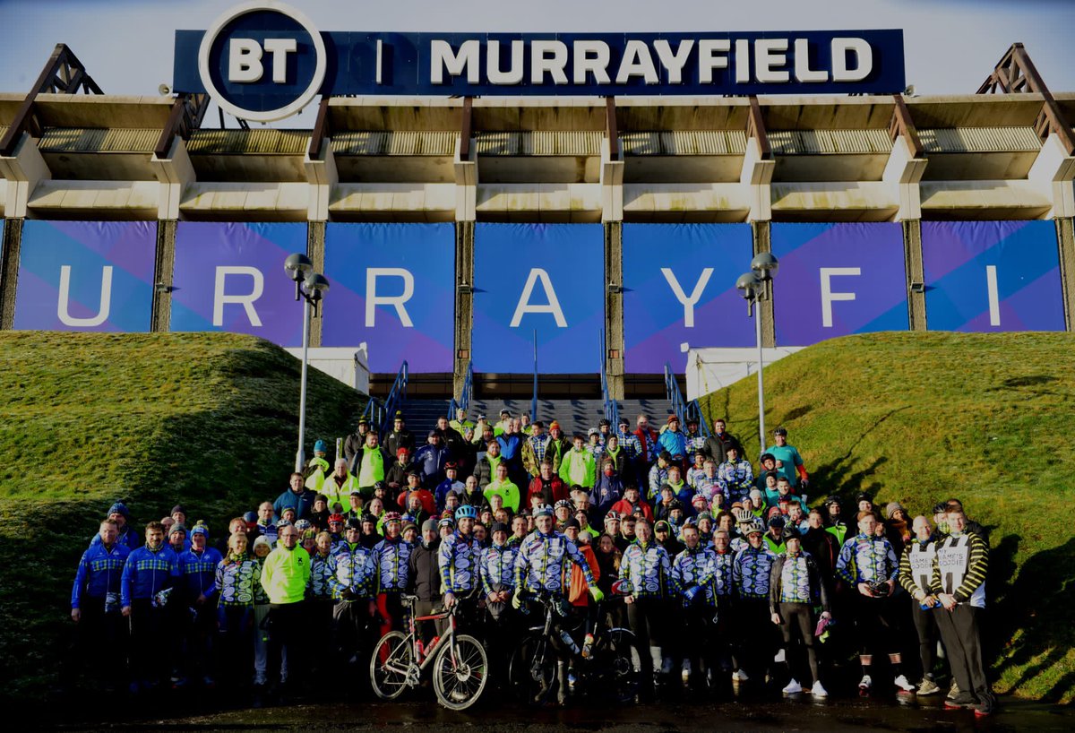 The riders assembling this morning for the Doddie Cup 500! A long 48 hours ahead, but every mile the teams complete helps to make a difference to find a cure to MND 💪