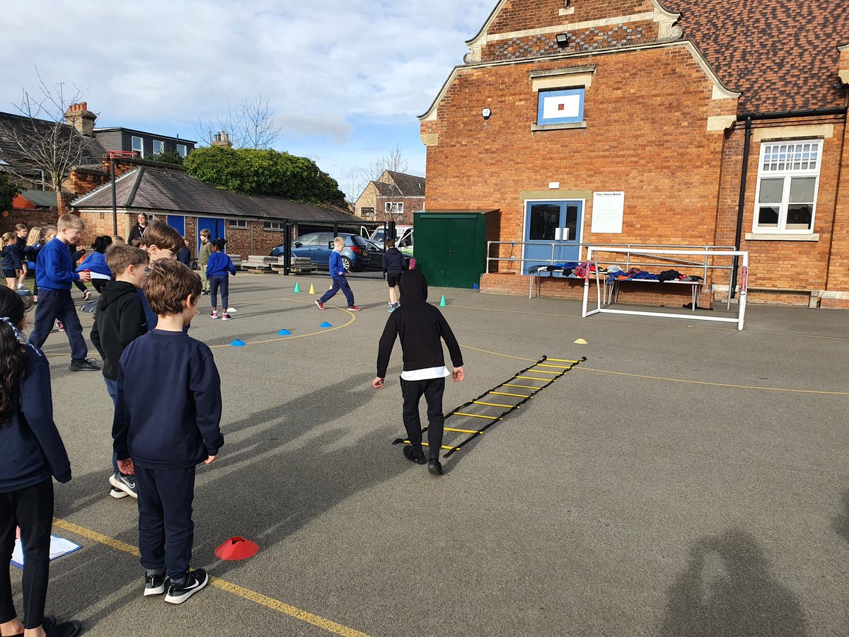 Year 2 enjoyed a great morning doing multi-sports on the playground with the Year 4 sports leaders.