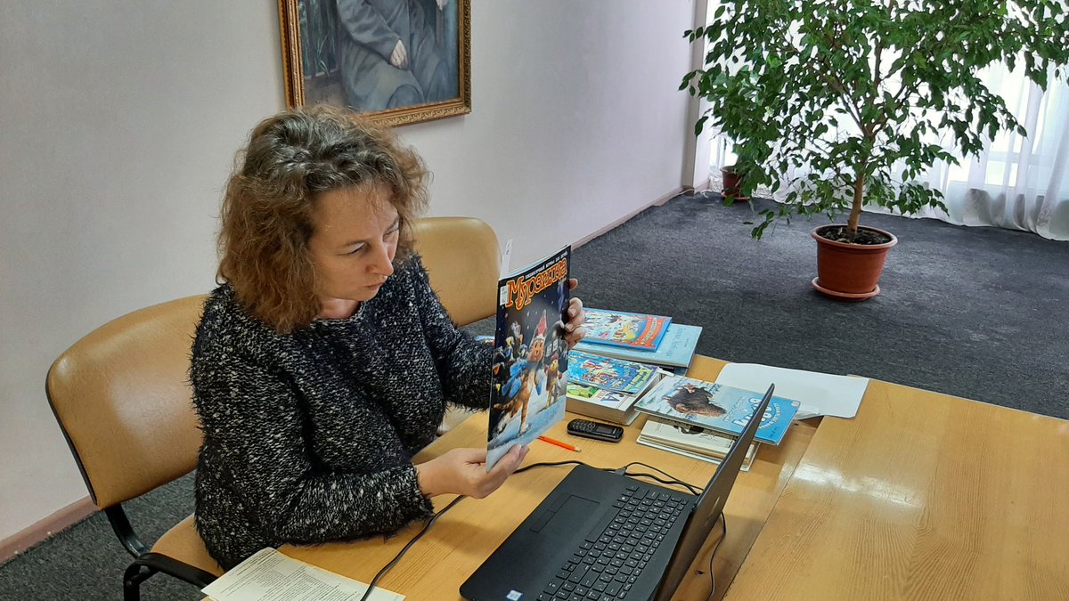 aksakovka's tweet photo. #Аксаковка_онлайн Уч-ся млад. кл. гимназии #2 Ульяновска побывали на лит.прогулке "В гостях у зимушки-зимы": вспоминали стихи, пословицы о зиме;познакомились со сказкой Х.Беера "Белый медвежонок Бар��и и оленёнок-потеряшка" и сказкой И.Зартайской "Куда идёт снег" #ЧитающееДетство https://t.co/Clc80oP3gP