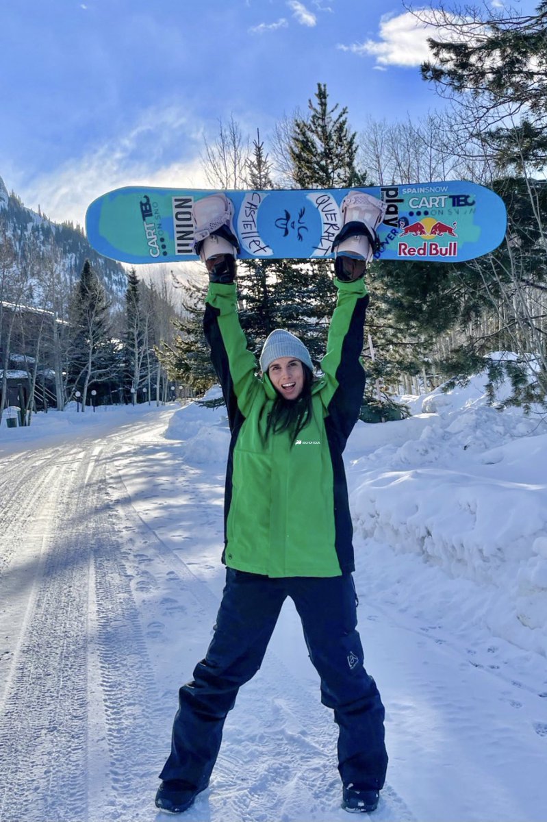iberdrola's tweet photo. 🙌🏼 ¡¡¡HISTÓRICO!!! 🙌🏼

🥈 Nuestra embajadora Queralt Castellet consigue la primera PLATA para España 🇪🇸 con una actuación IMPRESIONANTE y tras años de intensa preparación.

👏🏼 Suma tu felicitación a esta ESTRELLA 🌟 mundial del #Snowboard 🏂🏻

 ¡¡ENHORABUENA, @q_castellet!! https://t.co/oFRIbW0UrF