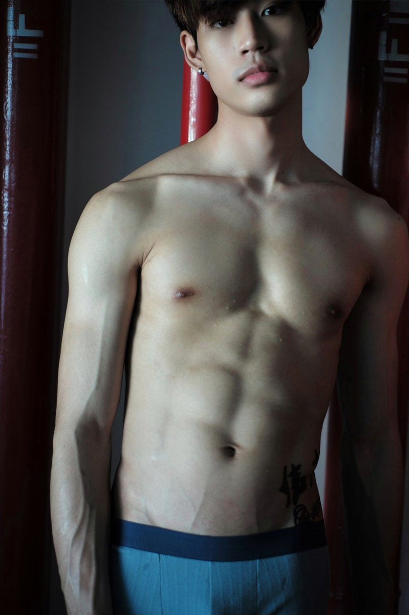 伟大_Greatness tweet media