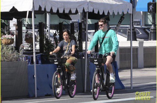MediaTCD's tweet photo. Camila yesterday with @nickgalitzine in Los Angeles  #2 https://t.co/kvFGzuYEng