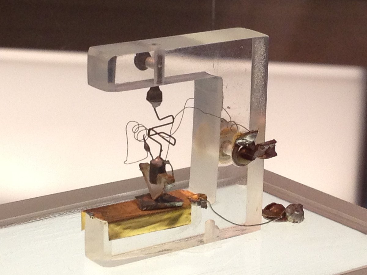 NobelPrize's tweet photo. Remembering one of the co-inventors of the first transistor: Walter Brattain, who was born on this day in 1902 and awarded the 1956 physics prize. 

The transistor revolutionised electronics and made it possible to make cheaper and smaller devices, such as radios and smartphones. https://t.co/ZDAeSCpJnu