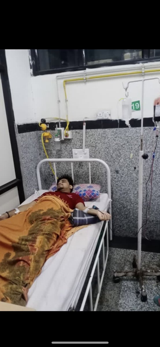 abhikumawat_26's tweet photo. Post Covid vaccination effect
@narendramodi @PMOIndia @cmohry @WHO @MoHFW_INDIA 
Aplastic anemia+ Pnh clone (Bone marrow damaged) 
After vaccination gone through @medanta @fortis_hospital @hospadmnpgi Living on blood transfusions #VaccineSideEffects #vaccineRegret #CovidVaccine https://t.co/GX3GPTU6Z1