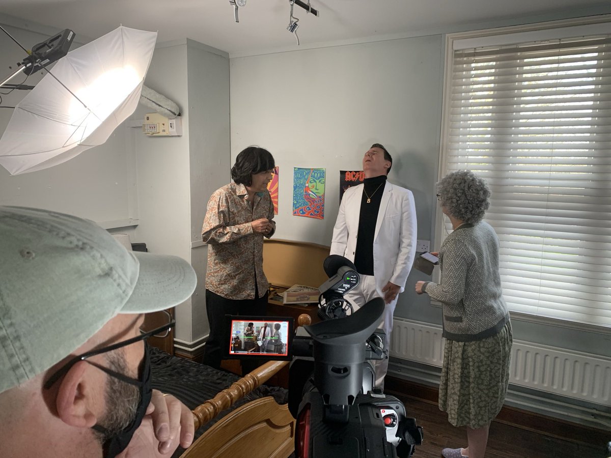 <a href="/StudioSitcom/">the studio sitcom</a> Cannot wait. Very proud to now have 3 in the bag.