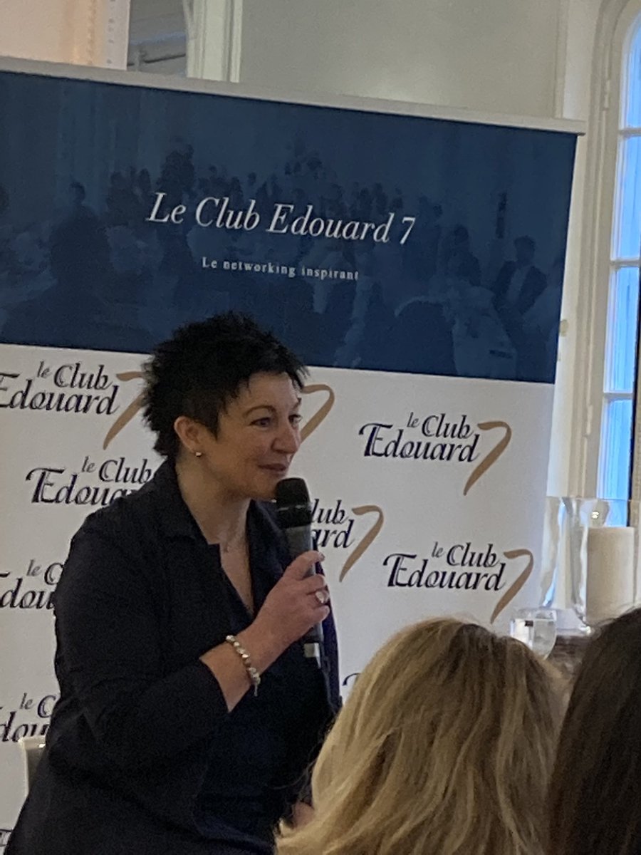 Merci <a href="/CathyCollart/">Cathy Collart Geiger</a> pour cet échange inspirant ! 
Proximité, conviction avec méthode, exemplarité, congruence et droit à l’erreur 👍
La révolution <a href="/picardsurgeles/">Picard Surgelés</a> est en route. Le #client au centre de tout 
Vive Proxima !
Merci <a href="/clubEdouard7/">club Edouard 7</a> 
#retail #Distribution #commerce