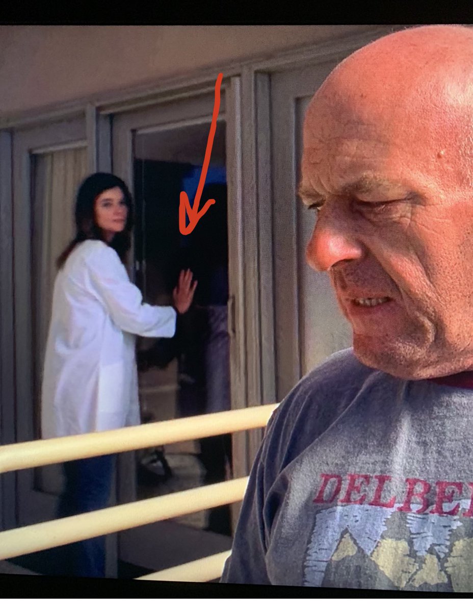 1NegativePerson's tweet photo. Breaking Bad is full of reprehensible and immensely unlikable characters; but I think we’ve found the main bad guy. Who puts their palm directly in the middle of a pane of glass to open a door? Pure evil. https://t.co/IZS4ZlmoJr