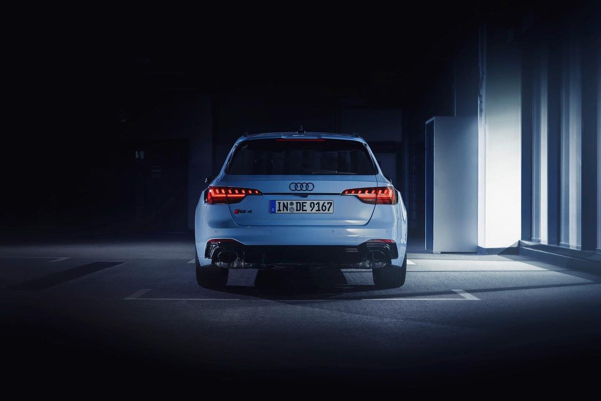 SNABSHOD's tweet photo. ICE ICE BABY 🧊 🥶 Audi RS4 Avant (audi exclusive) in frosted glass blue
__
@audi_de @audisport #audiexclusive #audi #rs4 #rs4avant #rs #frostedglass #frostedglassblue #SNABSHOD #ingolstadt https://t.co/nJ0Qa4Em0G