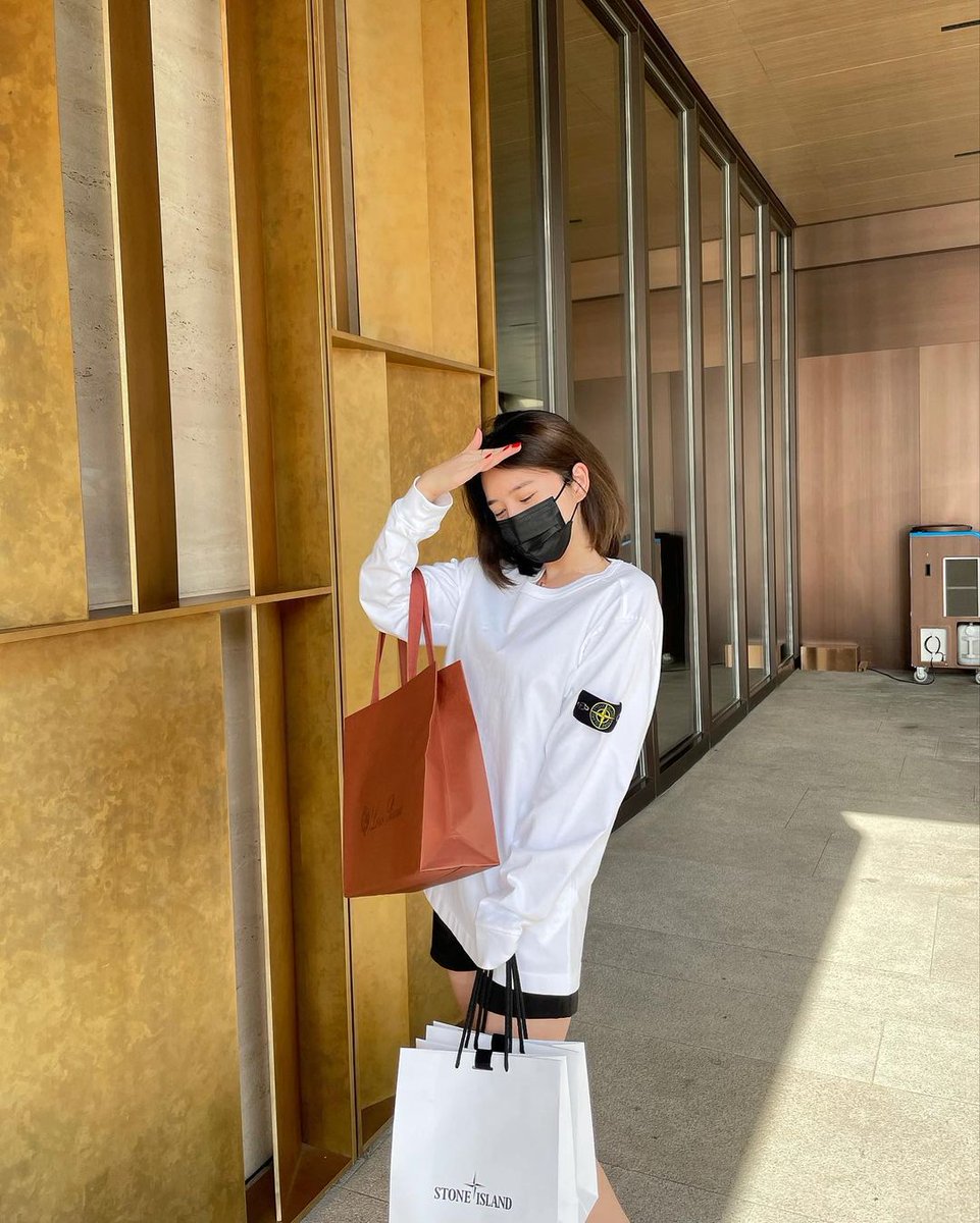 I've just come back from shopping. the weather is very hot today.
<a href="/Dogecoin/">Dogecoin</a> <a href="/Binance/">Binance</a> <a href="/Bitcoin/">Bitcoin</a>