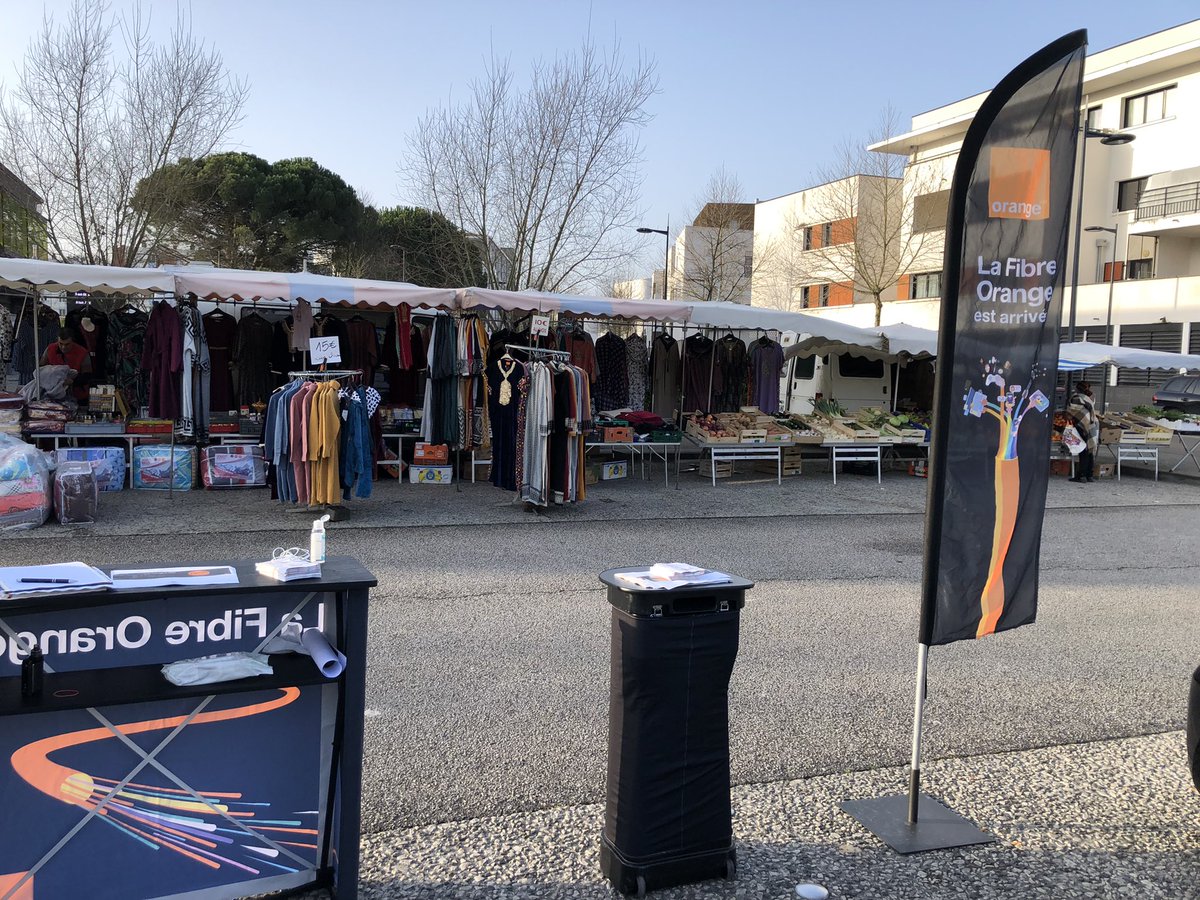 L’accès au monde #numerique pour tous 
Nous sommes au marché de Soyaux en <a href="/charente/">Charente</a> pour présenter et expliquer notre offre sociale coup de pouce Livebox #RSE 
<a href="/Prefet16/">Préfet de la Charente</a> <a href="/philippe_bouty/">BOUTY Philippe</a> @MESNIERThomas <a href="/laurerag/">🍀Laure ragueneau</a>