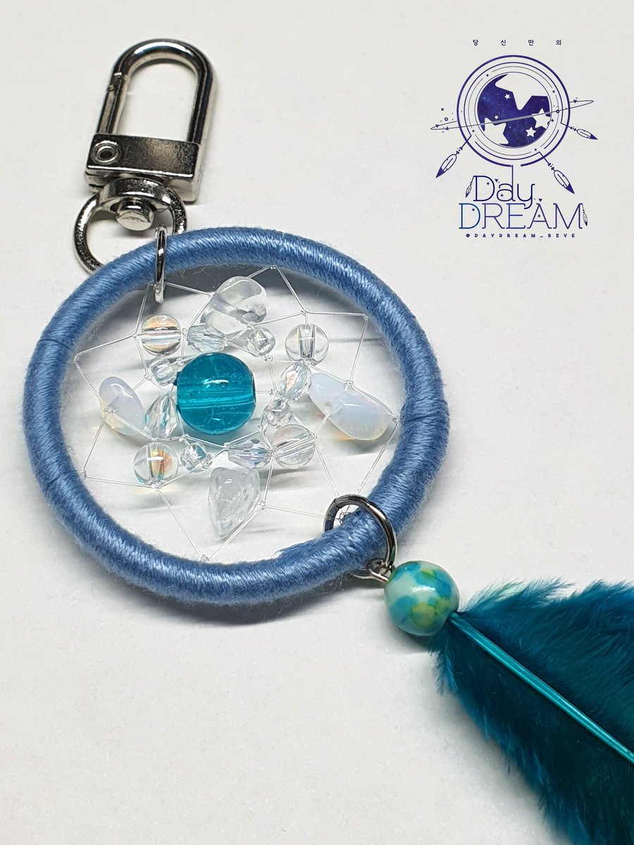 💘 오랫동안 가지고 다니시던 초창기 디자인을 현재 쓰는 투명한 거미줄로 바꾸고 싶다 하셔서 재작업 했습니다. 추가로 하나 더 주문 넣어주셨어요. 감사합니다!