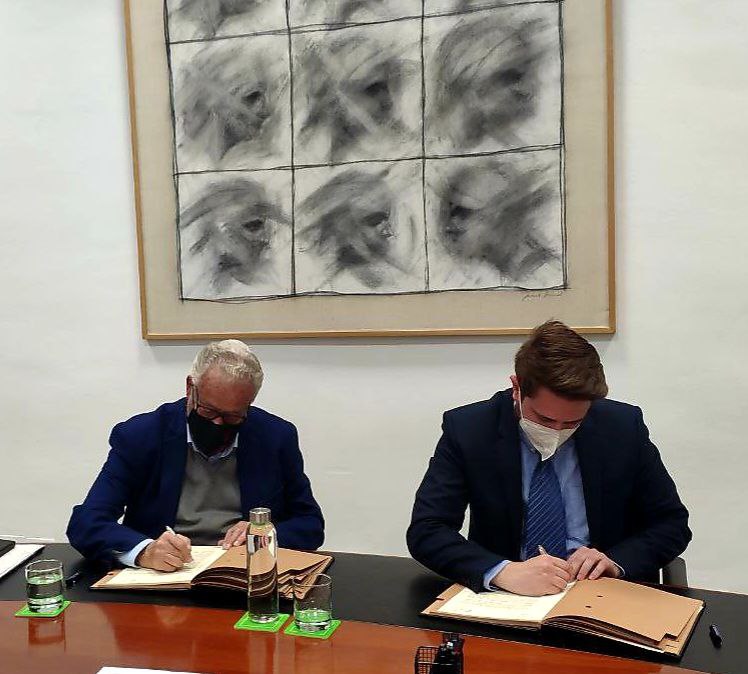 🗓️En el día de ayer y tras varios años de intenso trabajo conjunto, renovamos nuestro convenio de colaboración con el <a href="/DefensorAndaluz/">Defensor P. Andaluz</a>.

➡️Una institución referente en accesibilidad cognitiva y en su lucha por el derecho a comprender de la ciudadanía.

defensordelpuebloandaluz.es/actualidad/el-…
