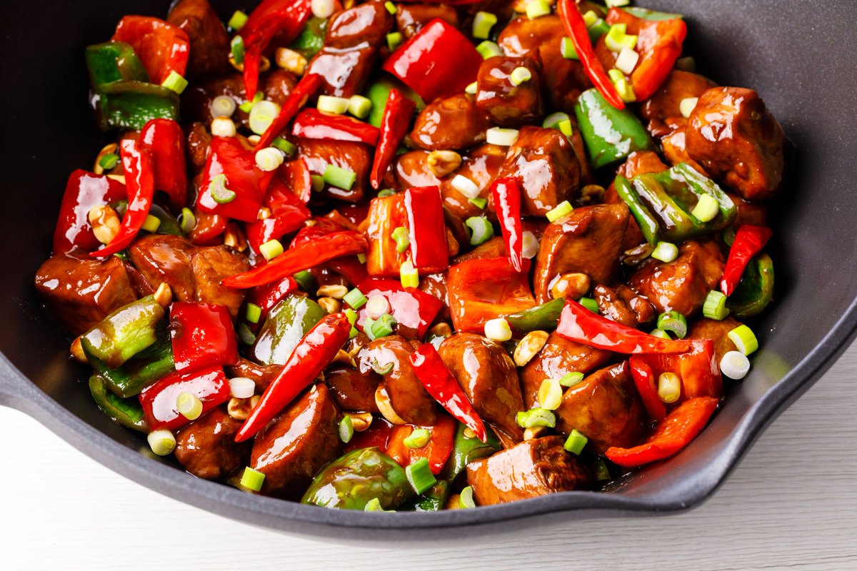 Почему еда острая. Острые продукты. Острые блюда. Острые блюда. Острая пища.